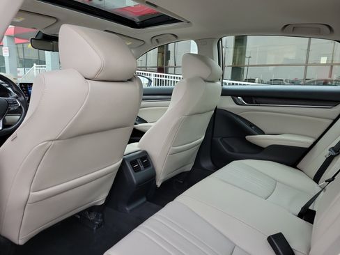 Used 2019 Honda Accord EX-L image 14
