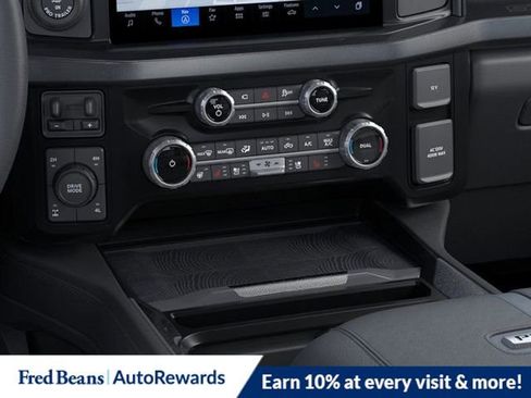 New 2026 Ford F250 Platinum image 17