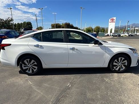 New 2025 Nissan Altima 2.5 S image 3