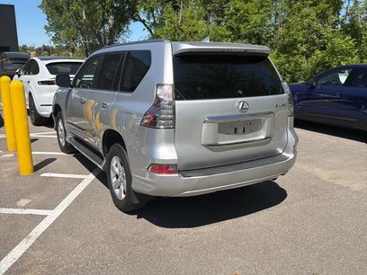 Used 2017 Lexus GX 460 w/ Navigation Package