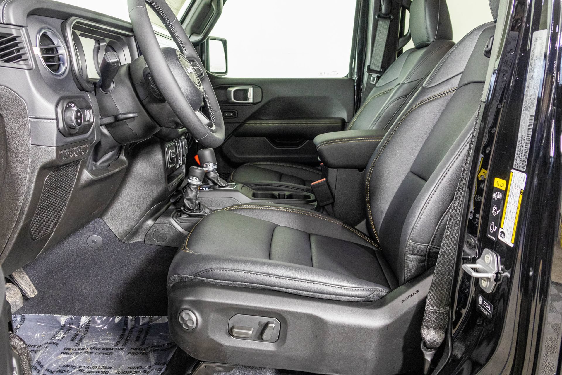 New 2026 Jeep Gladiator Sport AWD/4WD image 22