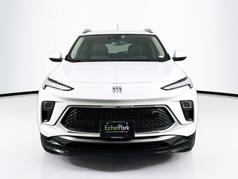 Used 2024 Buick Encore GX Sport Touring w/ Comfort Package image 2