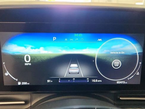 Used 2022 Kia Carnival SX Prestige FWD image 14