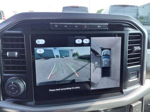 Used 2024 Ford F150 Lariat image 41
