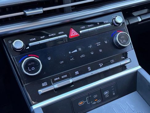 Used 2024 Hyundai Santa Fe XRT image 23