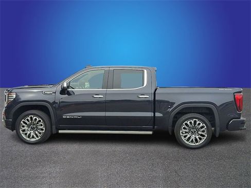Used 2025 GMC Sierra 1500 Denali Ultimate image 7