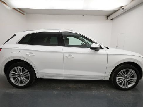 Used 2020 Audi Q5 2.0T Premium Plus w/ Premium Plus Package AWD/4WD image 10