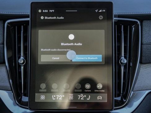 New 2026 Volvo XC90 B6 Plus w/ Protection Package Premier image 21