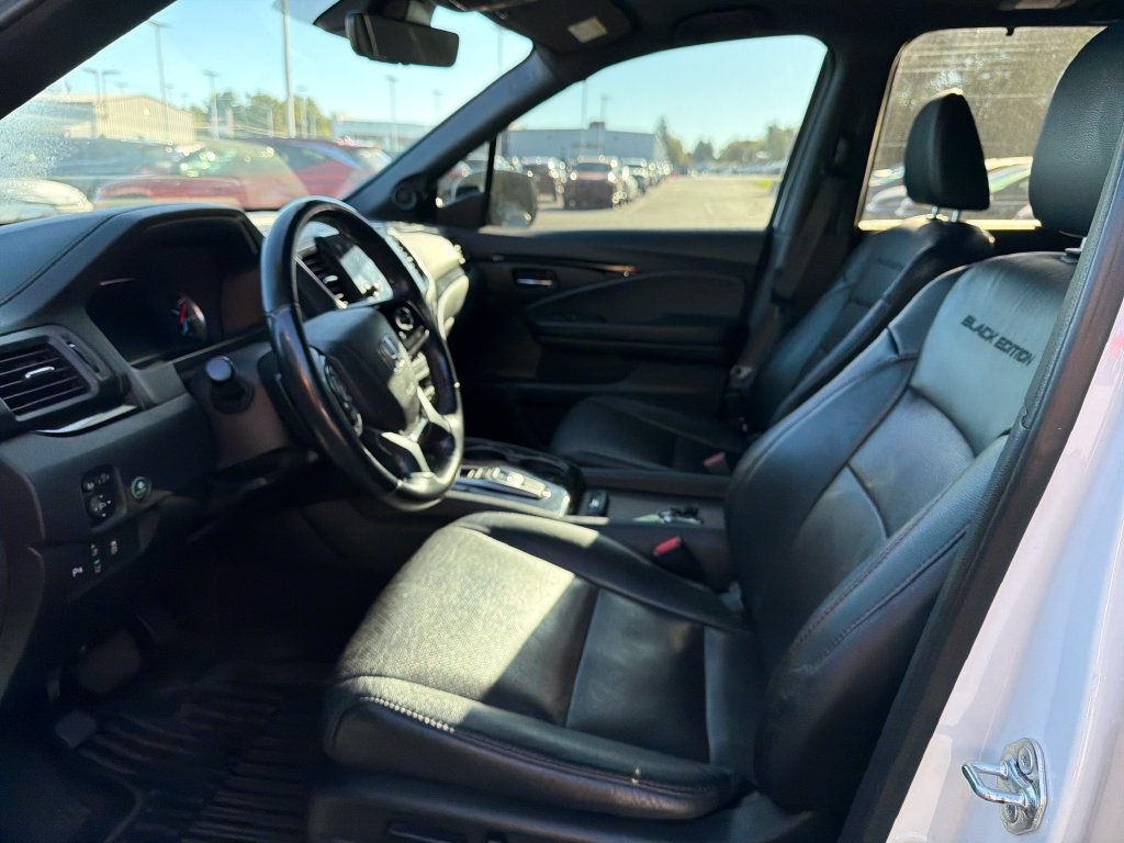 Used 2021 Honda Pilot Black Edition image 10