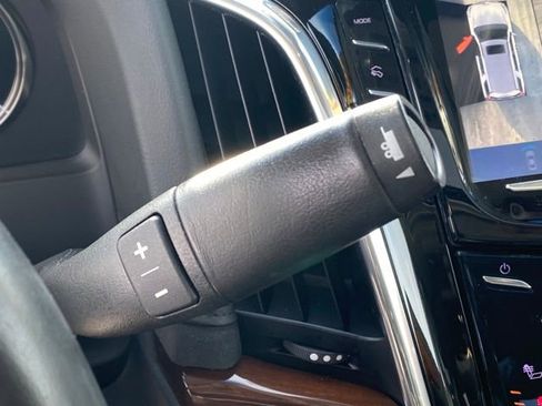 Certified 2017 Cadillac Escalade Luxury image 13