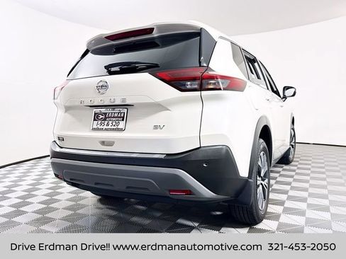 Certified 2021 Nissan Rogue SV image 23