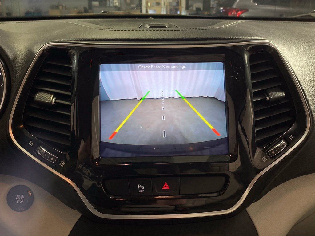 Used 2019 Jeep Cherokee Limited AWD/4WD image 22