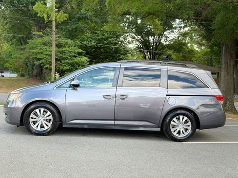 Used 2016 Honda Odyssey EX-L image 3