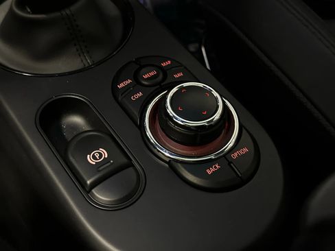 Used 2024 MINI Cooper S image 43