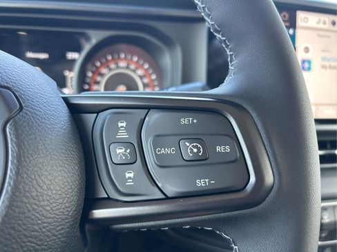 New 2026 Jeep Gladiator Sport AWD/4WD image 17