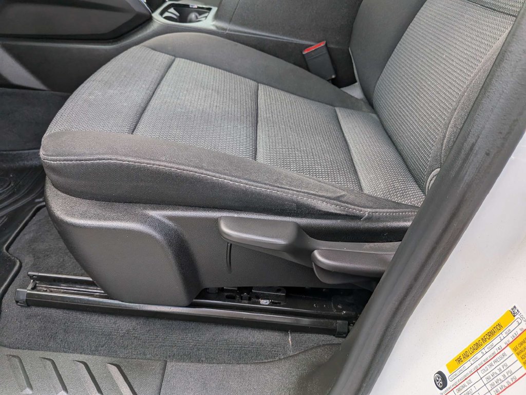 Used 2023 Chevrolet Colorado LT w/ LT Convenience Package RWD image 21