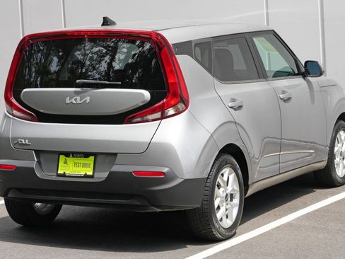 Used 2022 Kia Soul LX w/ Technology Package FWD image 43