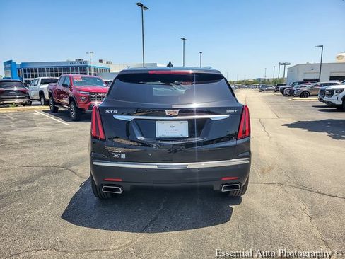 Certified 2024 Cadillac XT5 Luxury w/ LPO, Floor Liner Package AWD/4WD image 12