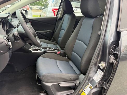 Used 2020 Toyota Yaris LE FWD image 8