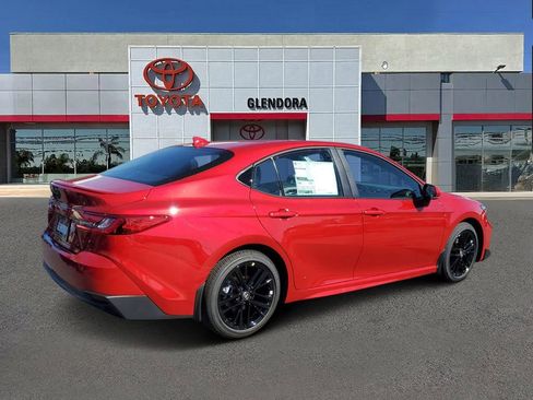 New 2026 Toyota Camry SE image 3