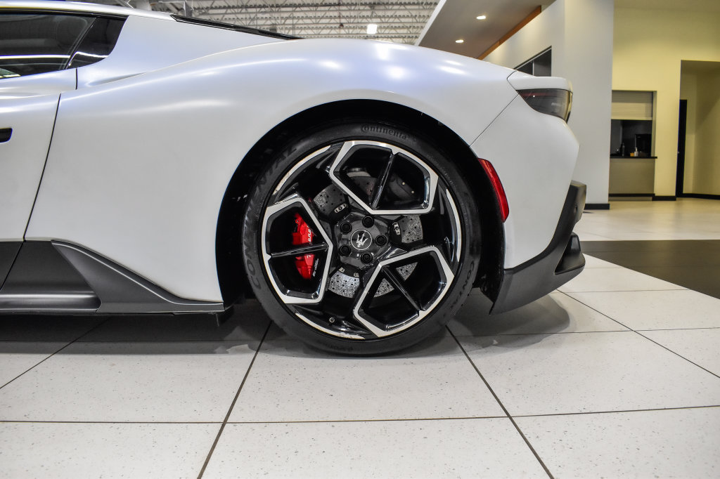 Used 2022 Maserati MC20 Coupe RWD image 15