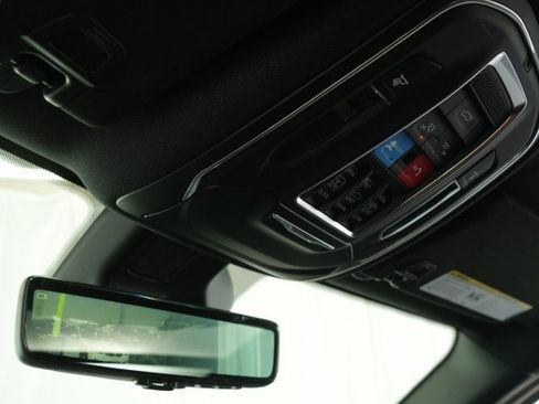 Used 2025 Jeep Grand Cherokee L Limited w/ Luxury Tech Group II image 46