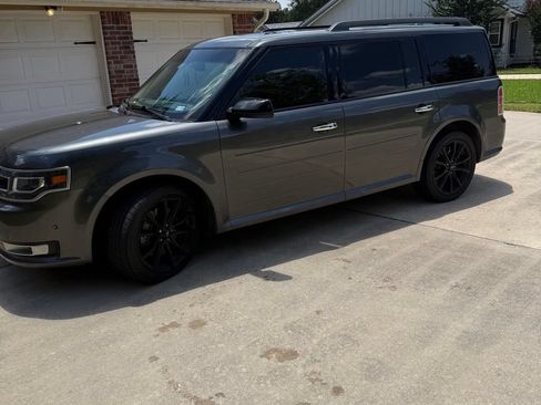 Used 2016 Ford Flex Limited w/ Equipment Group 301A FWD image 12