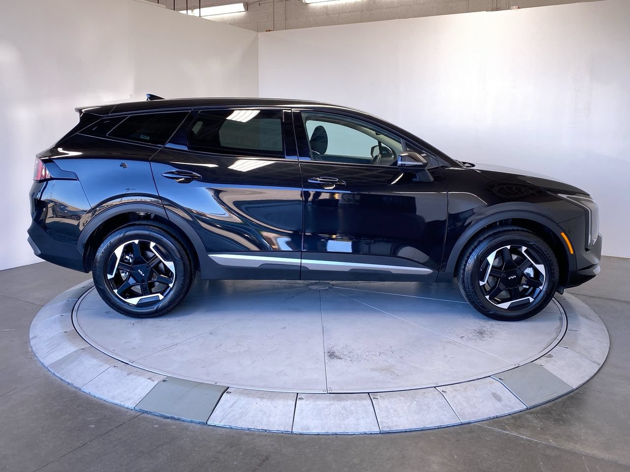 Certified 2026 Kia Sportage S AWD/4WD image 6