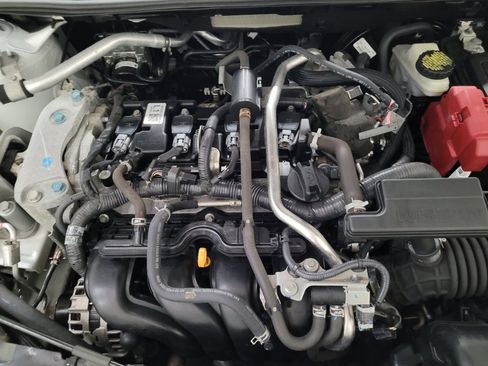 Used 2021 Nissan Sentra SV FWD image 30