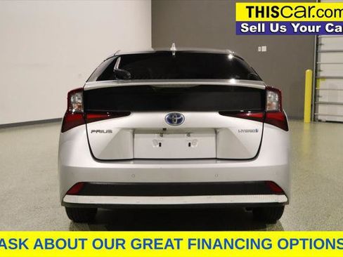 Used 2019 Toyota Prius LE FWD image 7