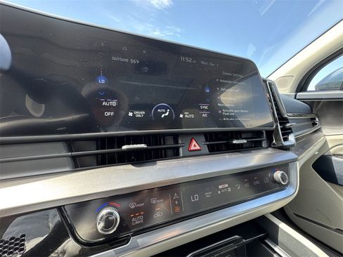 New 2025 Kia Sportage EX w/ EX Premium Package image 19