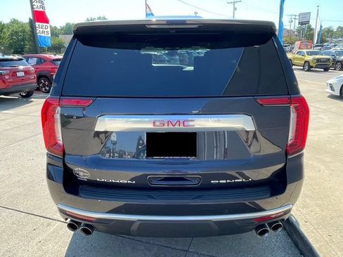 Used 2024 GMC Yukon Denali w/ Advanced Technology Package AWD/4WD image 6
