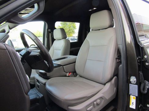 Used 2023 GMC Sierra 2500 SLT image 20