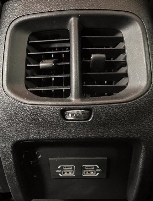 Used 2021 Jeep Cherokee Latitude Plus FWD image 43