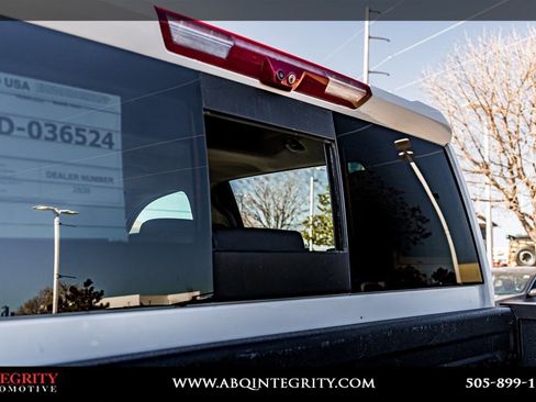 Used 2022 GMC Sierra 3500 Denali w/ Denali Ultimate Package image 35