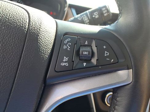 Used 2019 Chevrolet Trax LT w/ LT Convenience Package image 17