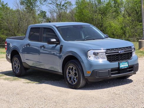Used 2022 Ford Maverick XLT FWD image 2