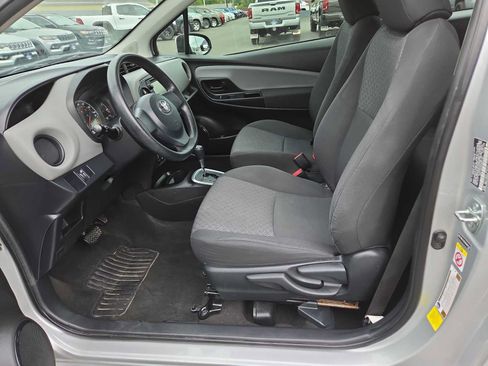 Used 2016 Toyota Yaris L FWD image 19