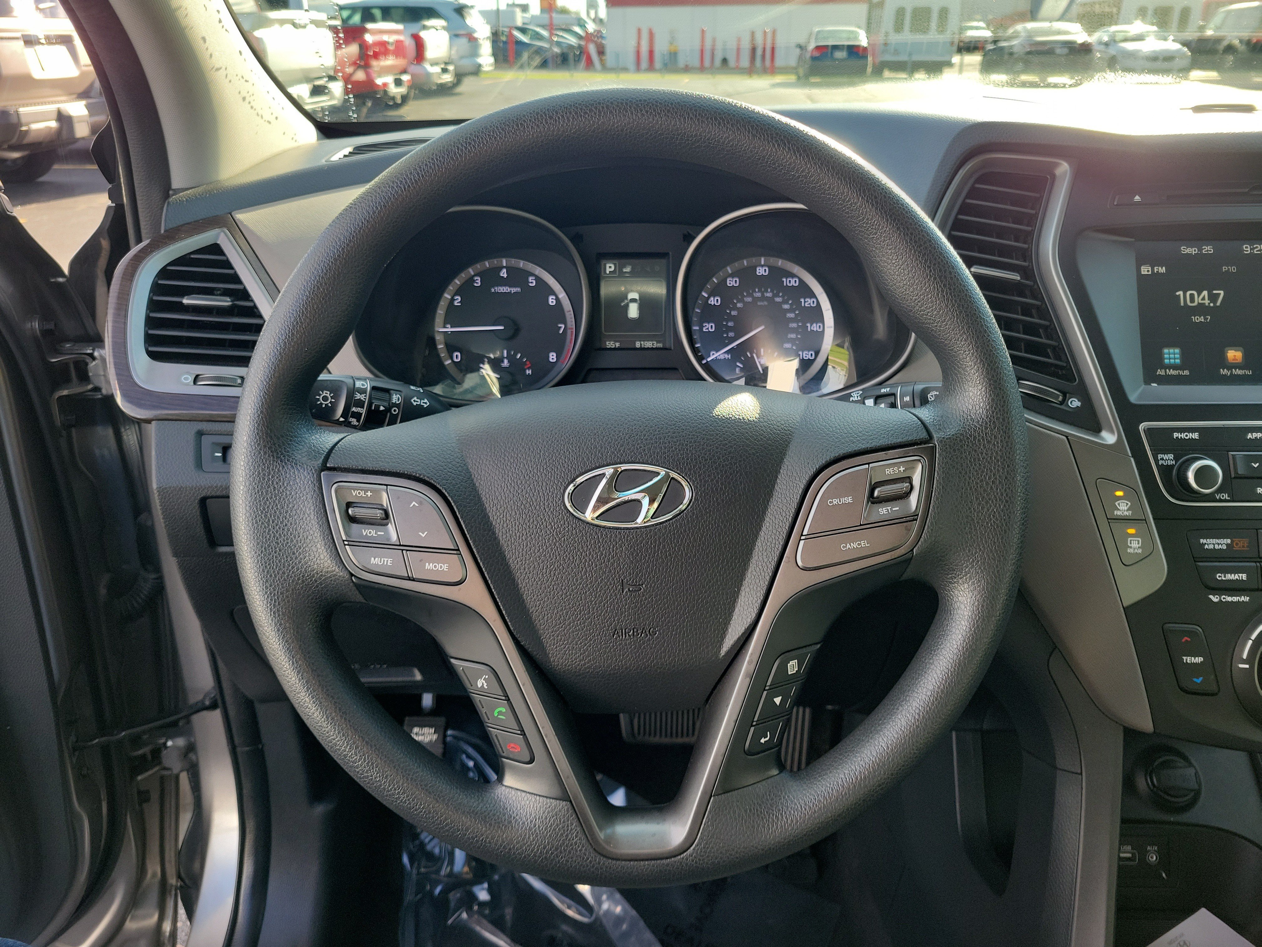Used 2018 Hyundai Santa Fe Sport w/ 2.4L Value Package 02 FWD image 21