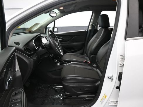 Used 2019 Buick Encore Preferred w/ Safety Package FWD image 11
