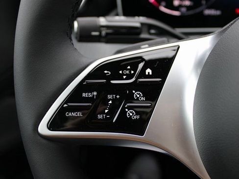 New 2025 Mercedes-Benz C 300 4MATIC Sedan image 16