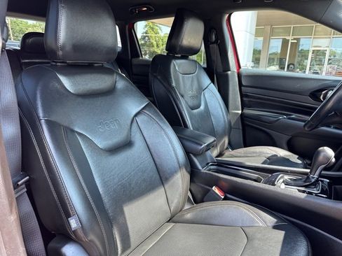 Certified 2022 Jeep Compass Limited image 40