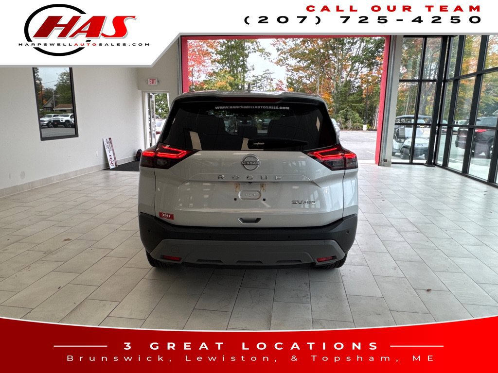 Used 2023 Nissan Rogue SV AWD/4WD image 5