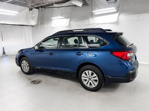 Used 2019 Subaru Outback 2.5i AWD/4WD image 3