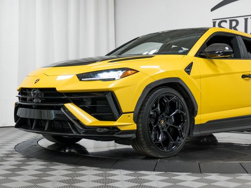 Used 2023 Lamborghini Urus Performante image 30