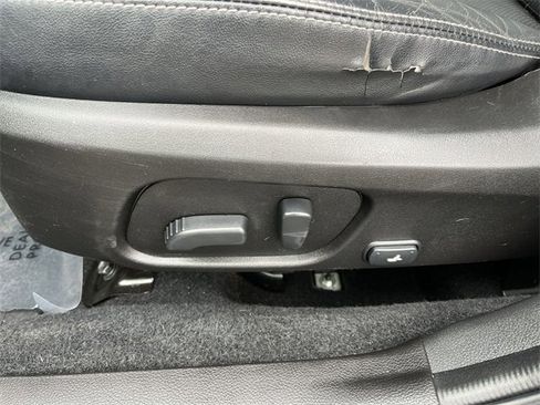 Used 2015 Subaru Forester 2.0XT Touring w/ Eyesight & Navigation System image 12