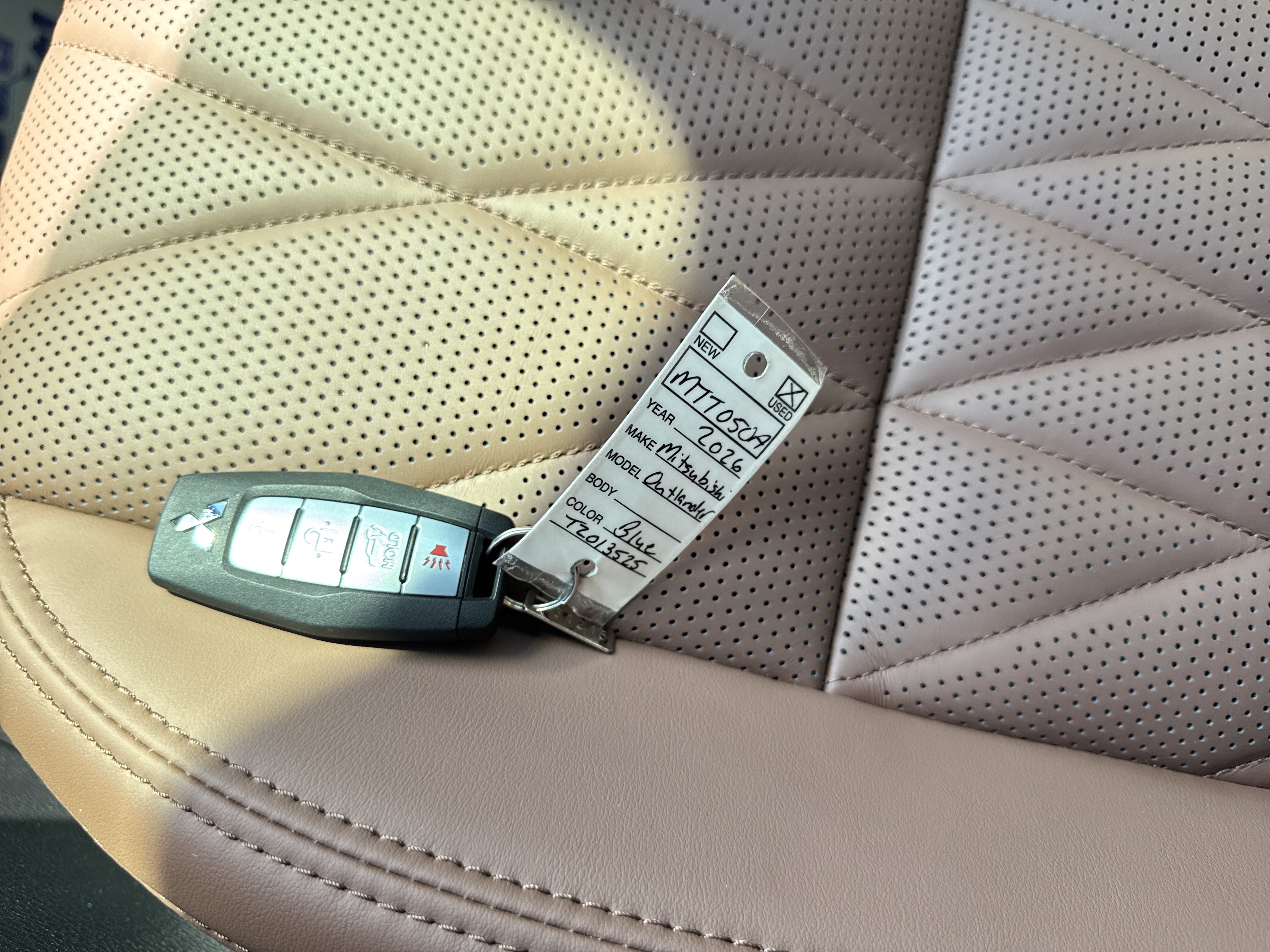 Used 2026 Mitsubishi Outlander SEL AWD/4WD image 35