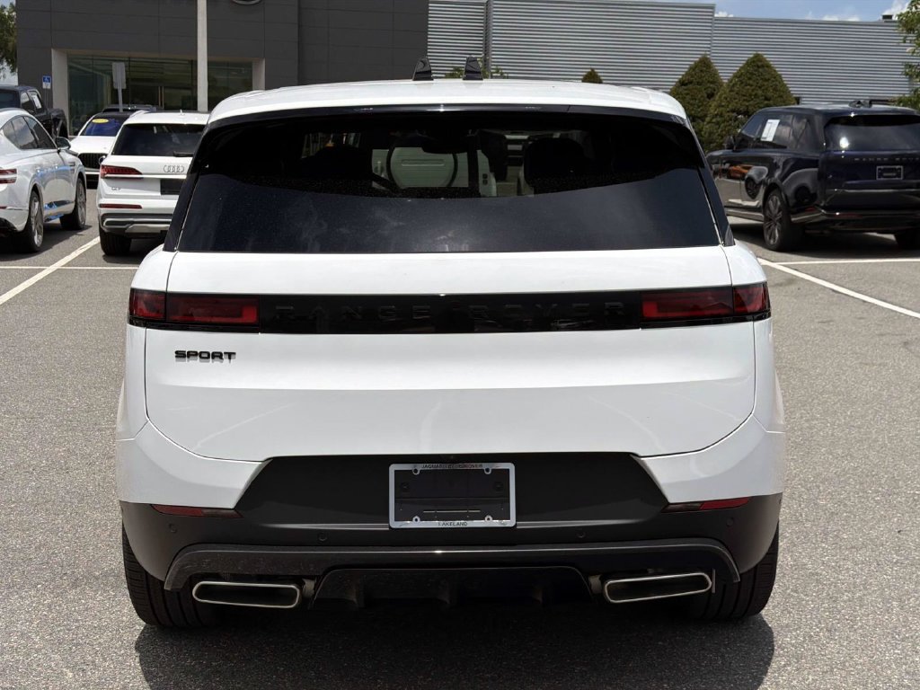 New 2026 Land Rover Range Rover Sport SE AWD/4WD image 4