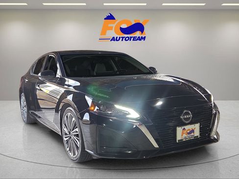 Used 2023 Nissan Altima 2.5 SL image 5