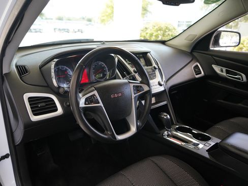 Used 2017 GMC Terrain SLE w/ Nightfall Package FWD image 9
